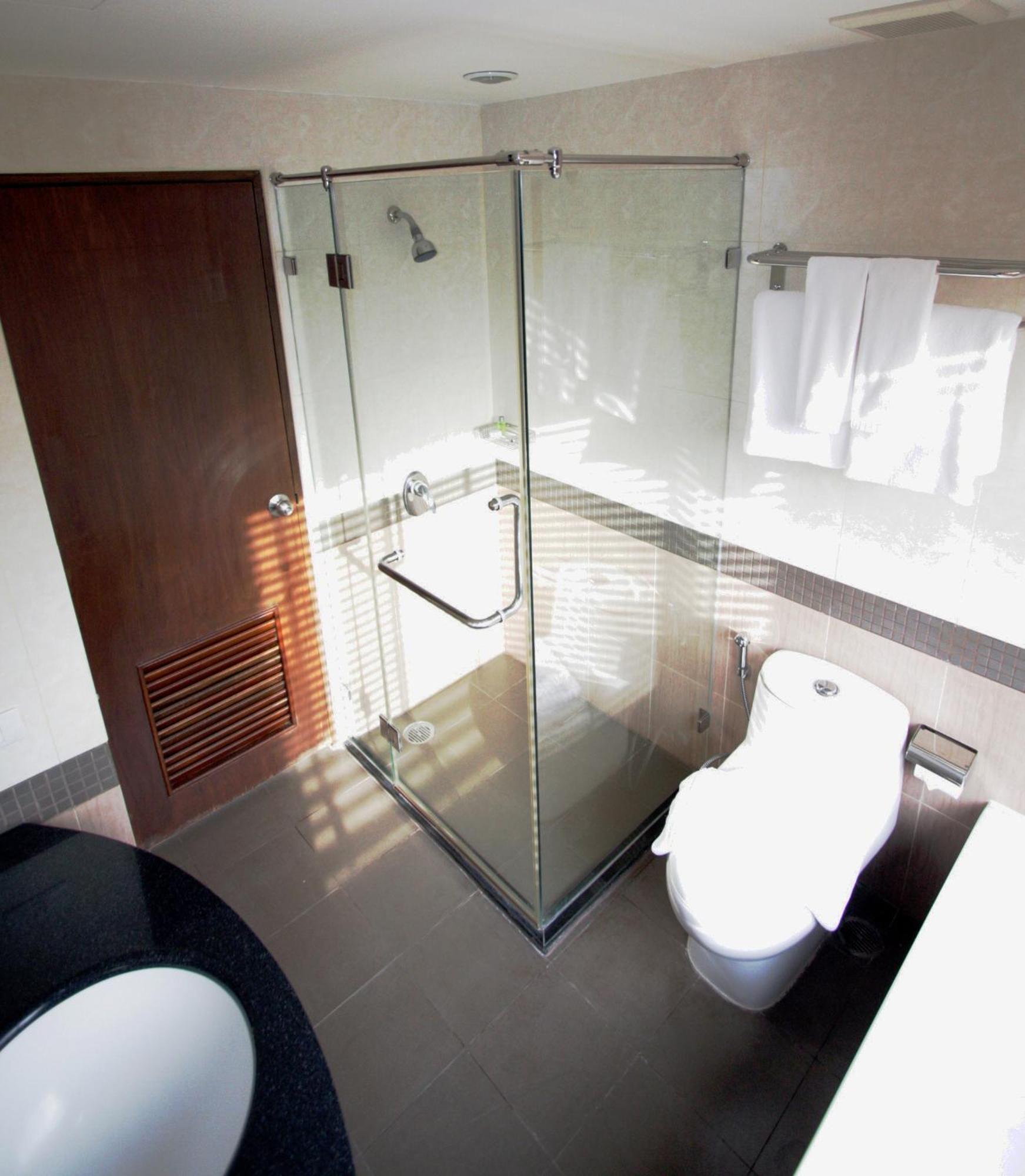 Hiran Residence Patong Esterno foto