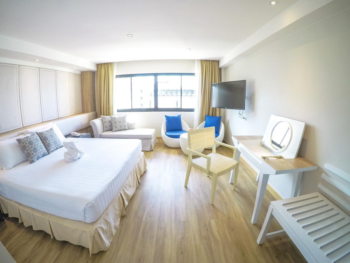 Hiran Residence Patong Esterno foto