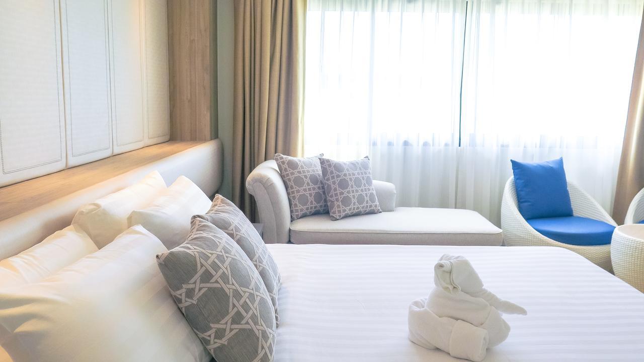 Hiran Residence Patong Esterno foto