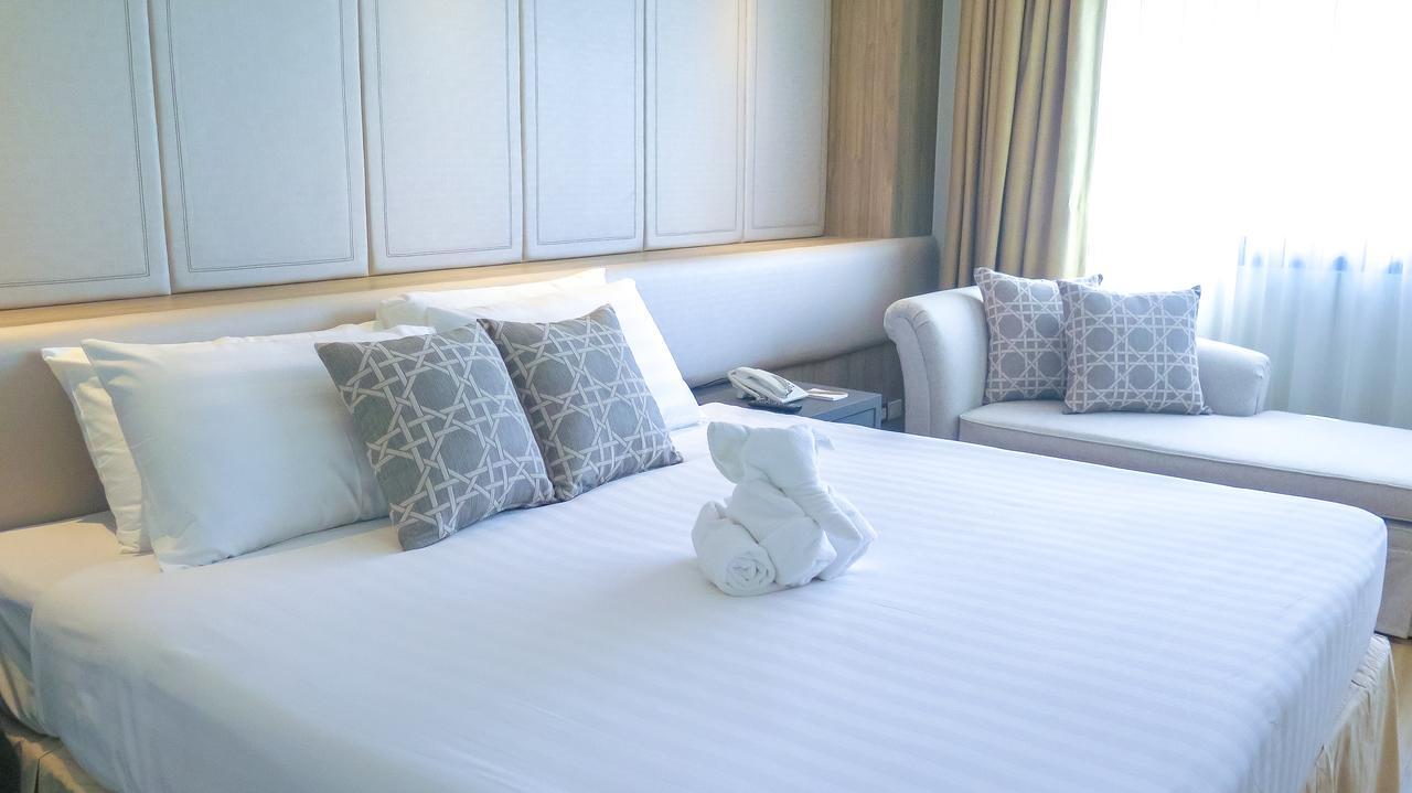 Hiran Residence Patong Esterno foto