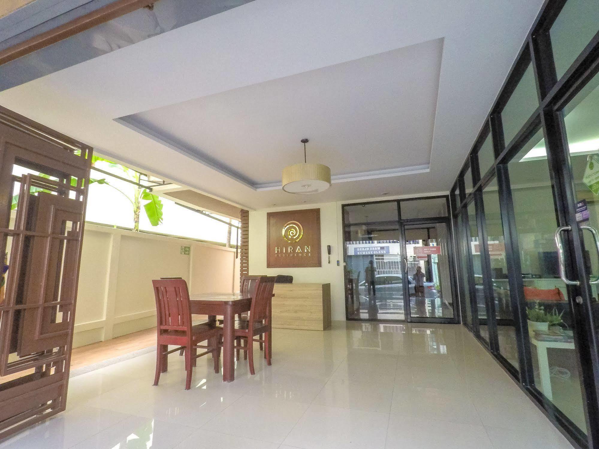Hiran Residence Patong Esterno foto